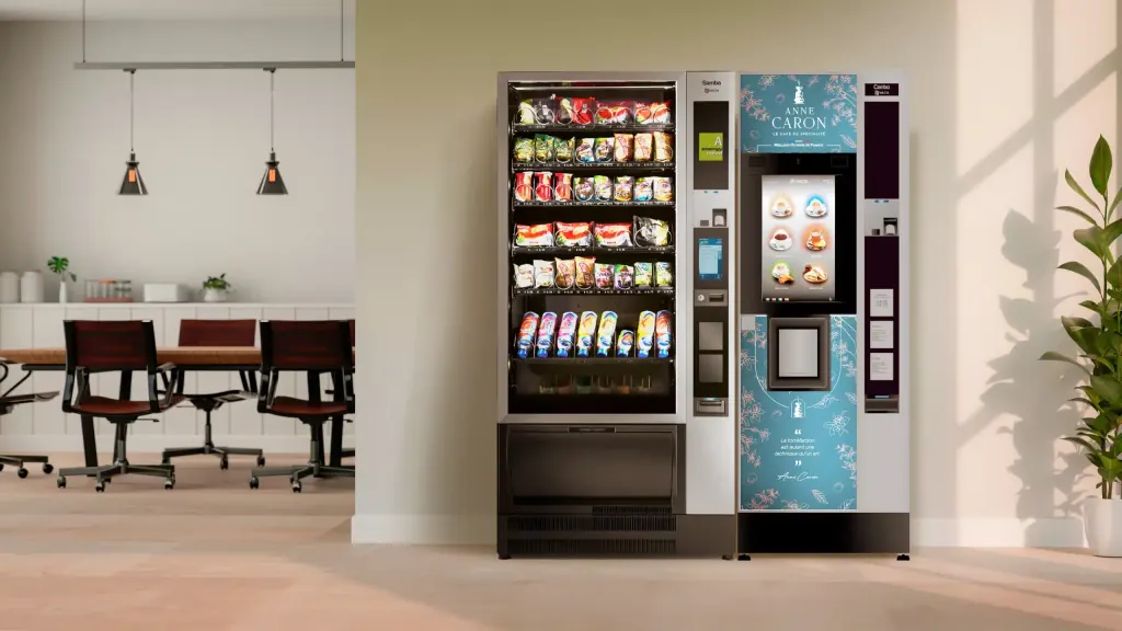 Distributeur de snacks et machine à café Nissa Distribution installés dans l'espace pause d'une entreprise à Nice